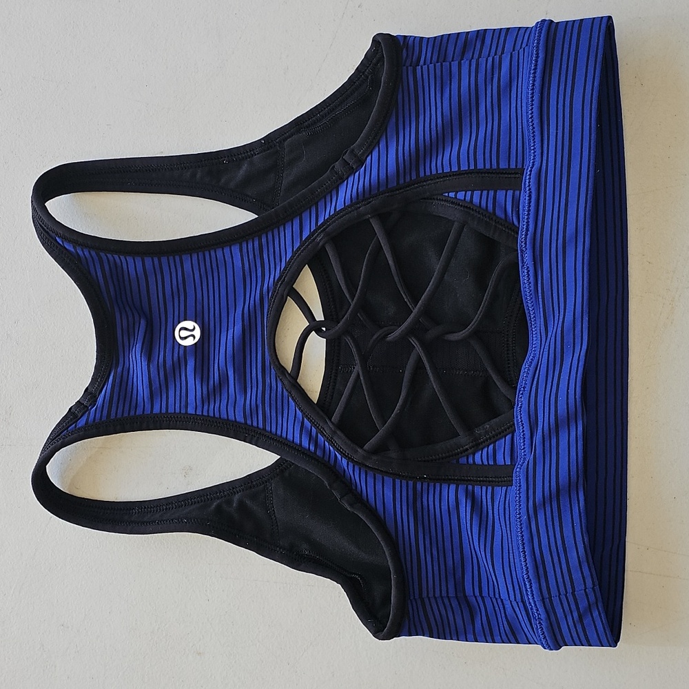 Lululemon Sports Bra Sz 4. Bright Blue and Black In Color!!!